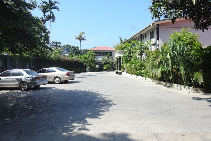 Property Grounds 25 of 28