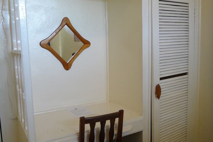 Room 18 of 58