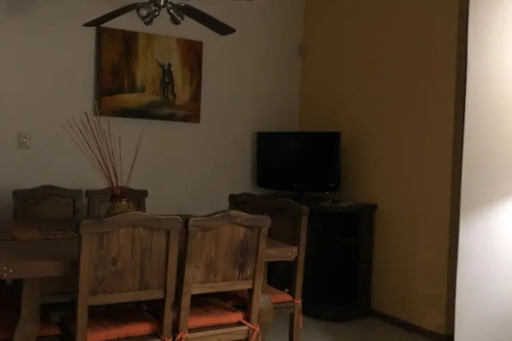 Room 9 of 22
