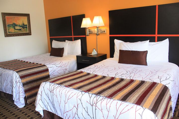 Room 14 of 40