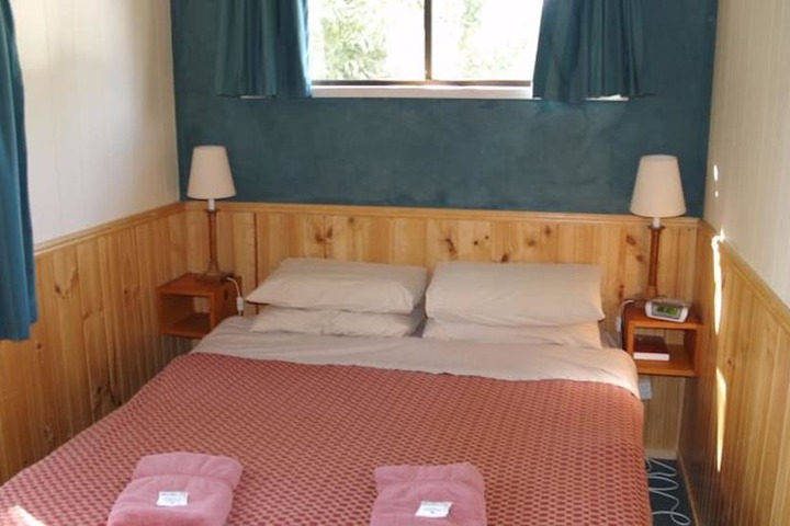 Room 10 of 21
