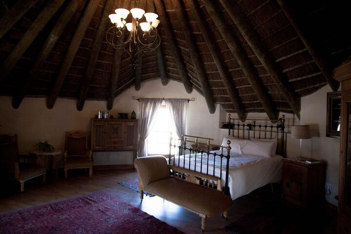 Room 3 of 49