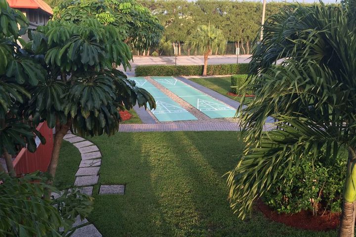 Pool 39 of 45