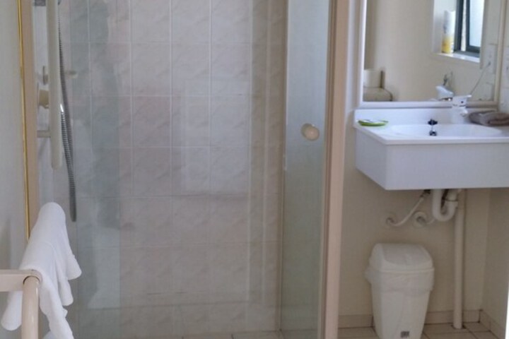 Room 43 of 69