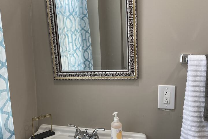 Room 29 of 32