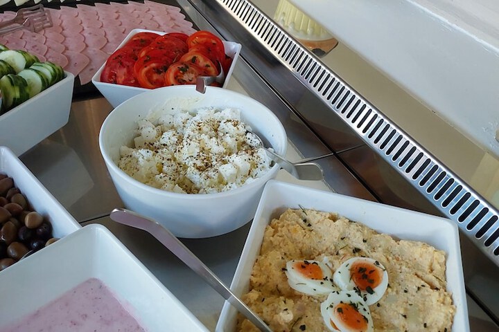 Breakfast/Coffee Service 59 of 94
