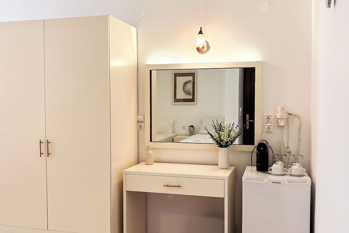 Room 44 of 125
