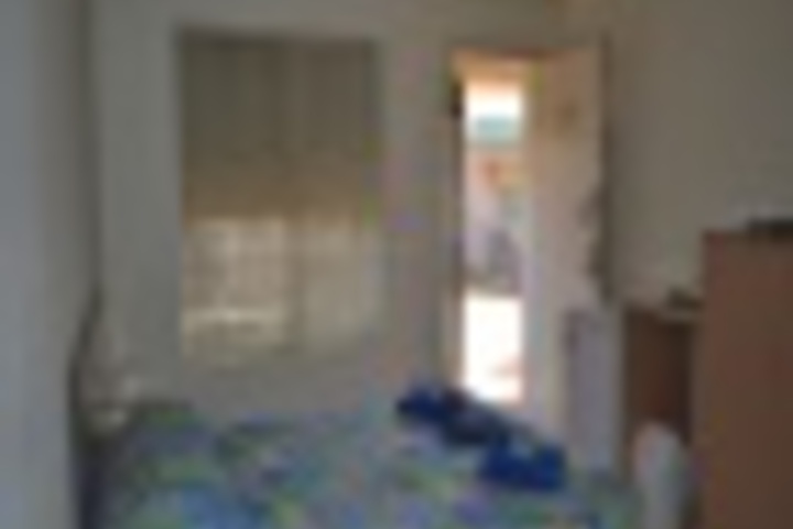 Room 27 of 60