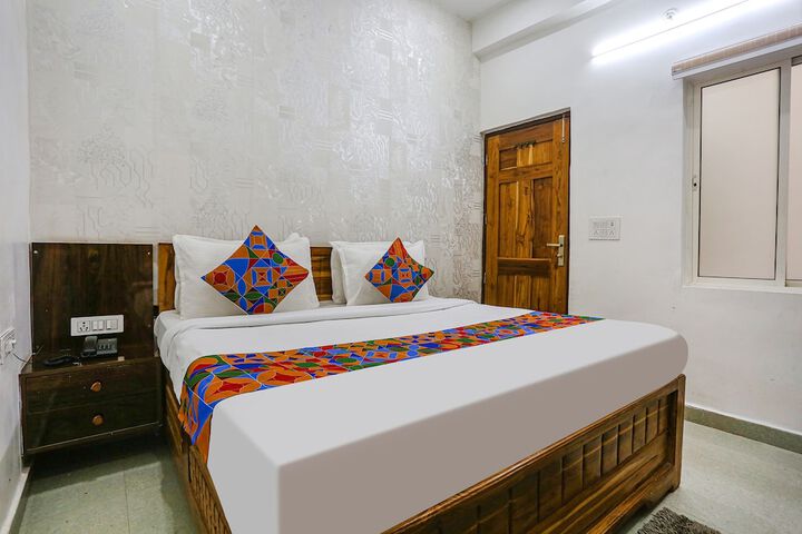 Fabhotel Sangita Dham