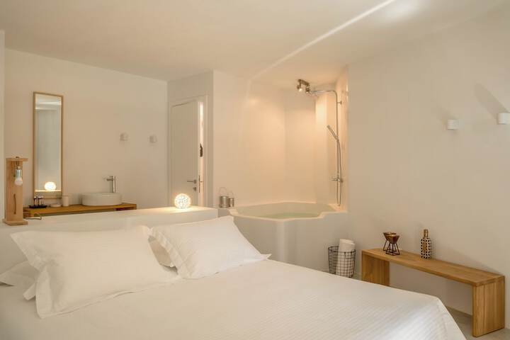 Room 15 of 118