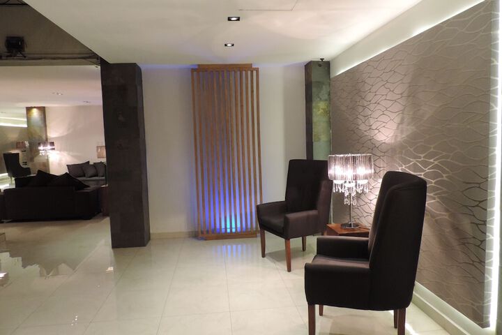Hotel 2 of 17
