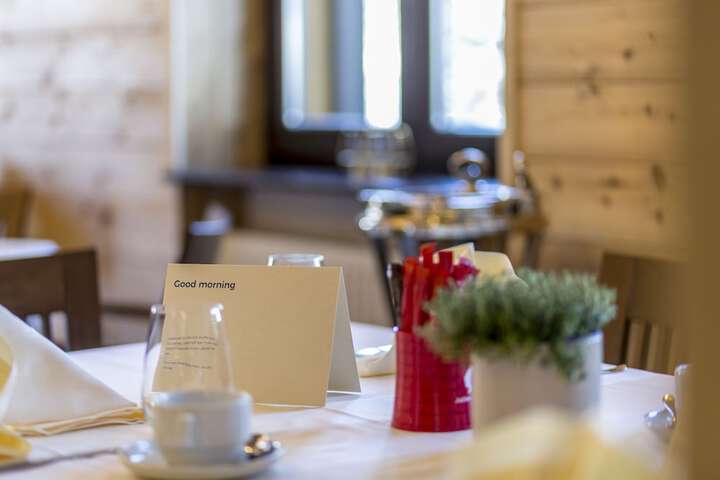 Breakfast/Coffee Service 45 of 73