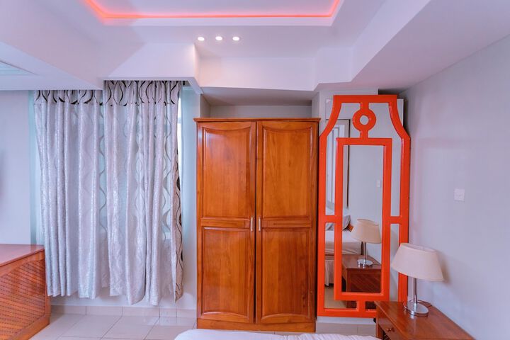 Room 4 of 46