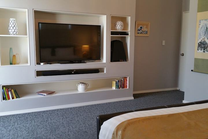 Room 11 of 39