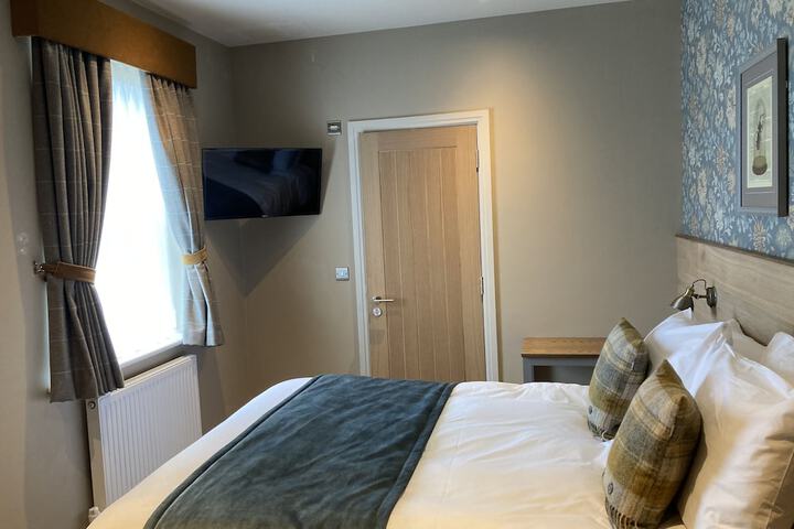 Room 3 of 14