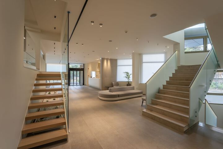 Hotel Interior 29 of 127