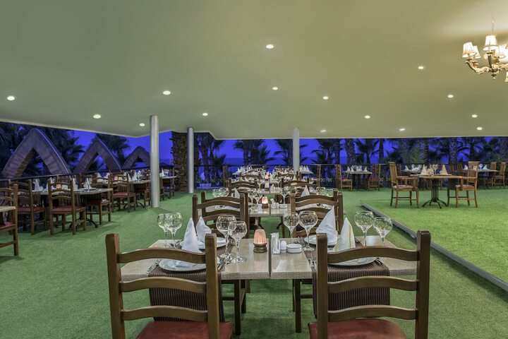 Dining 74 of 113