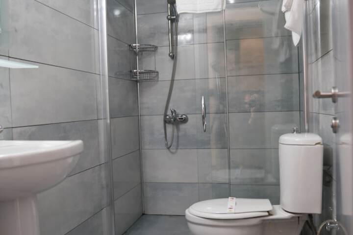 Clean Restrooms