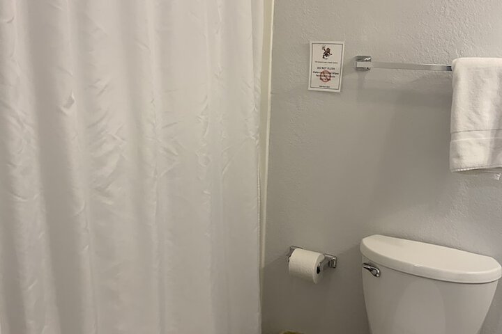 Room 182 of 259