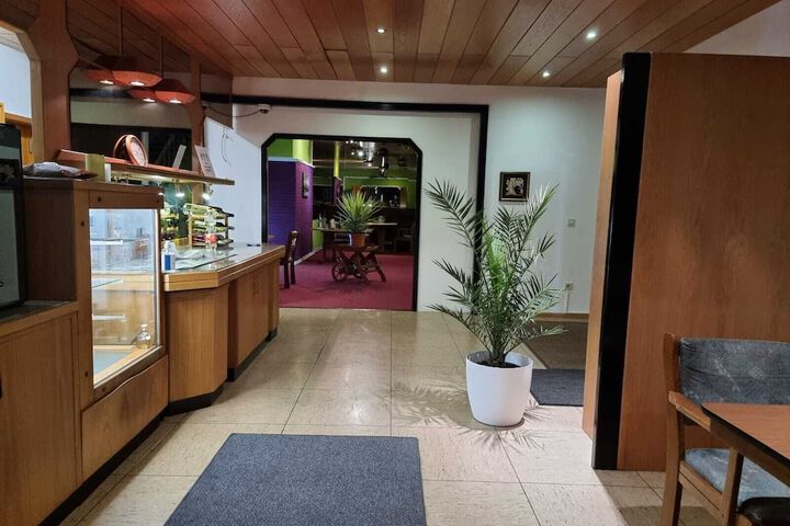 Restaurants