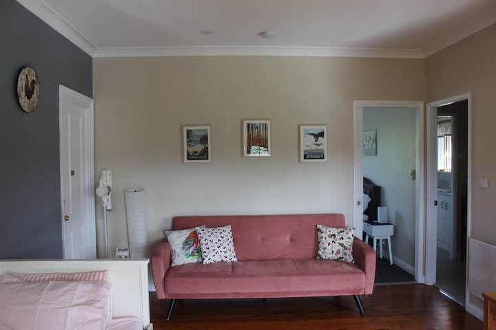 Room 8 of 33