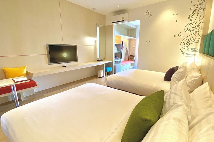 Room 14 of 72
