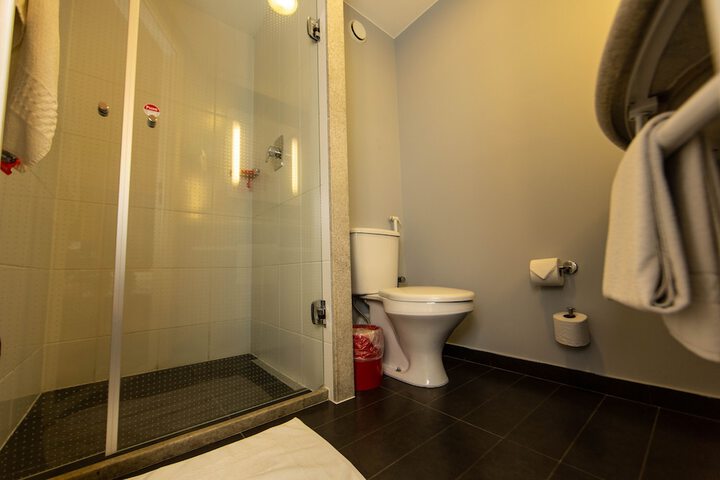Room 53 of 129
