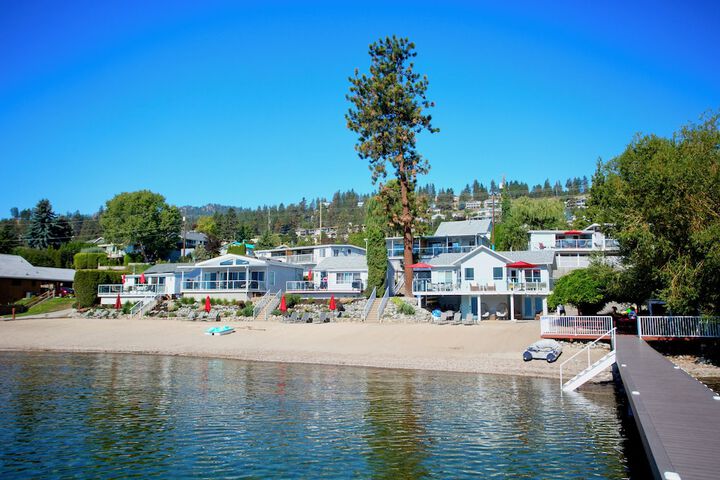 Exterior of Peachland Beach Resort
