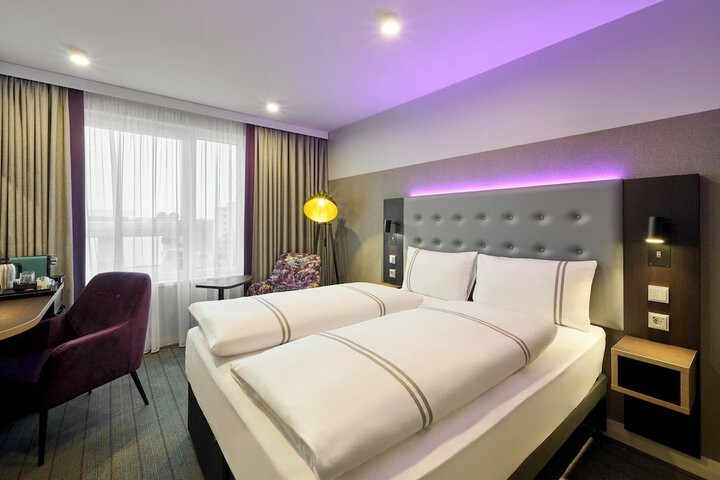 Room 5 of 45