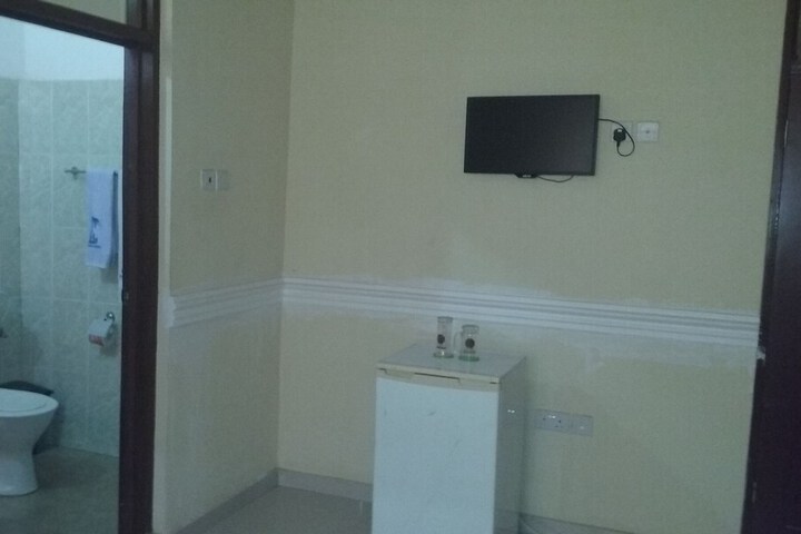 Room 14 of 21