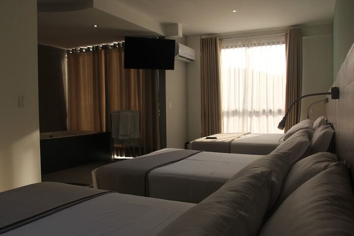 Room 52 of 118