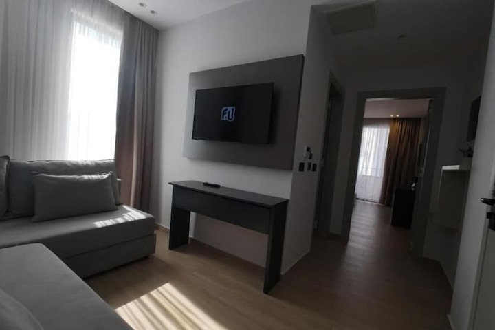 Room 16 of 54