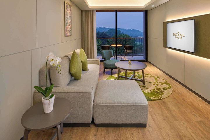 Room 30 of 110