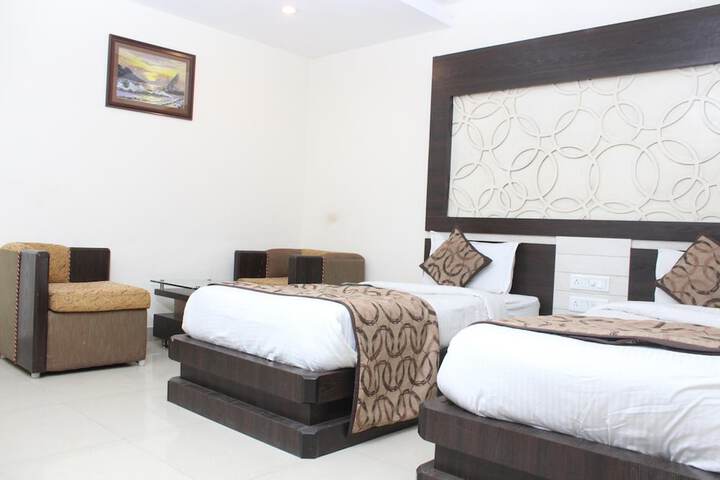 Room 14 of 47