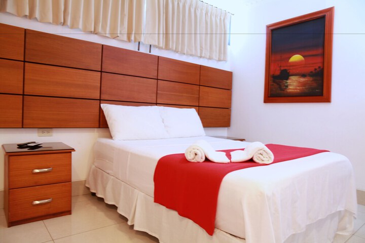 Room 12 of 40
