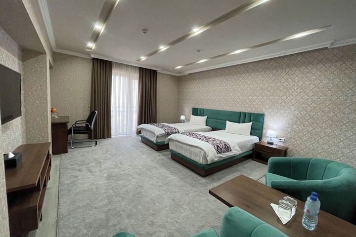 Room 30 of 62