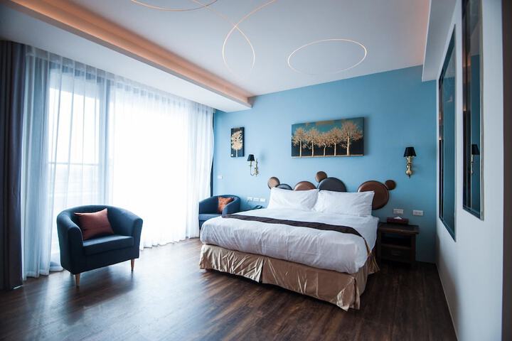 Room 28 of 80