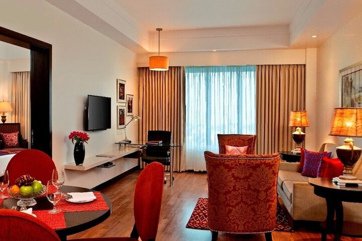 Room 9 of 27