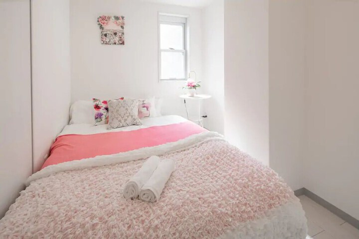 Room 12 of 42
