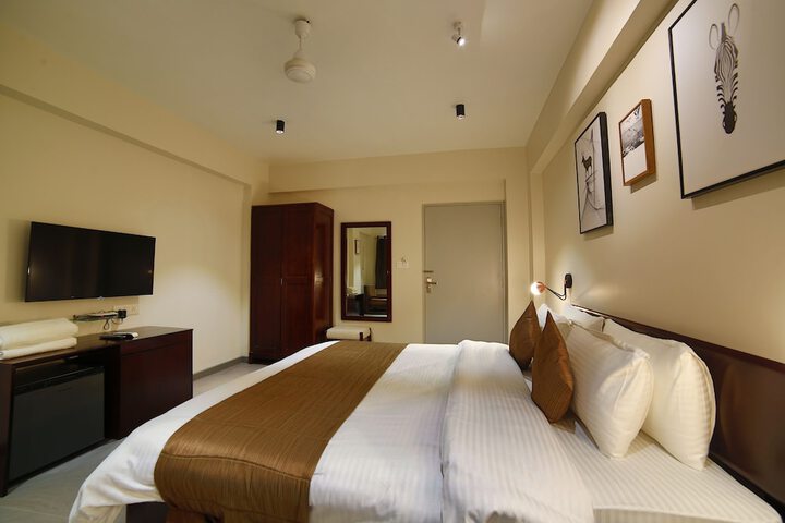 Room 16 of 54