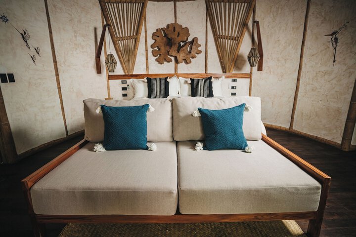 Room 13 of 67