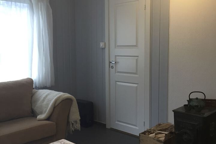 Room 9 of 22