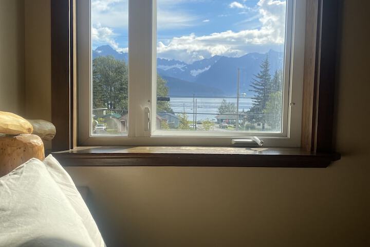 Room 22 of 60