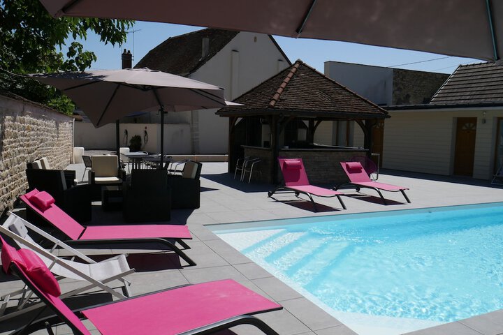 Pool 48 of 62