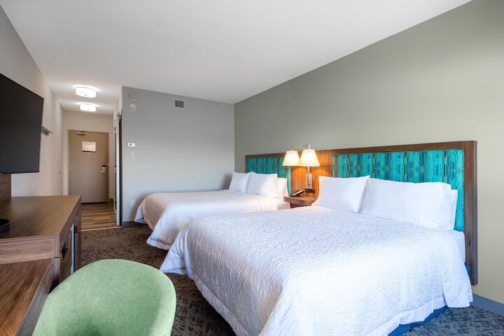 Room 22 of 53
