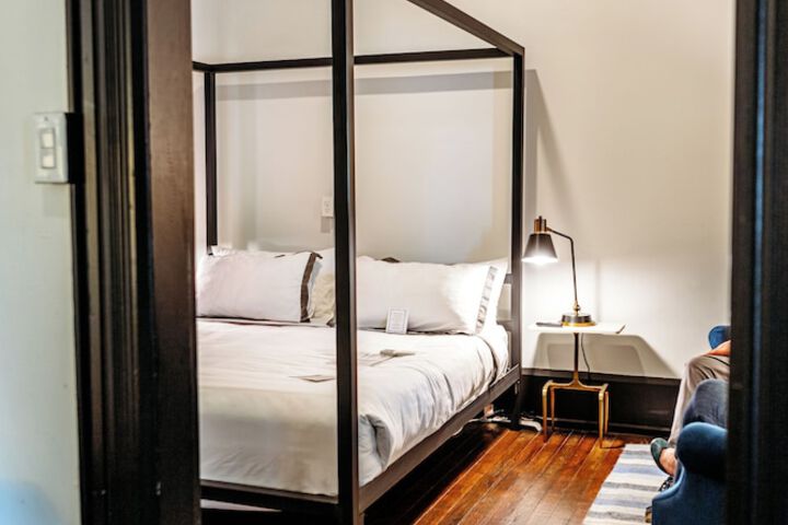 Room 20 of 58