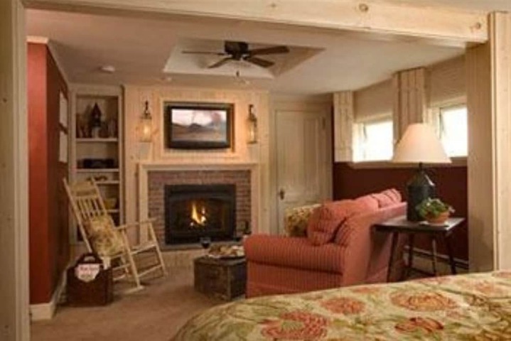 Room 15 of 148
