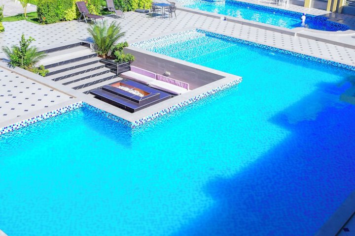 Pool 59 of 97