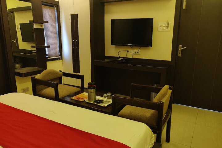 Room 11 of 23