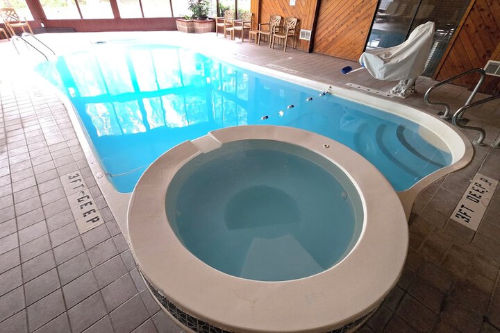 Hotel with Pool